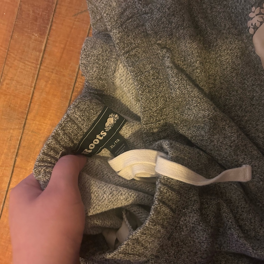 Roots sweats - Picture 3 of 4